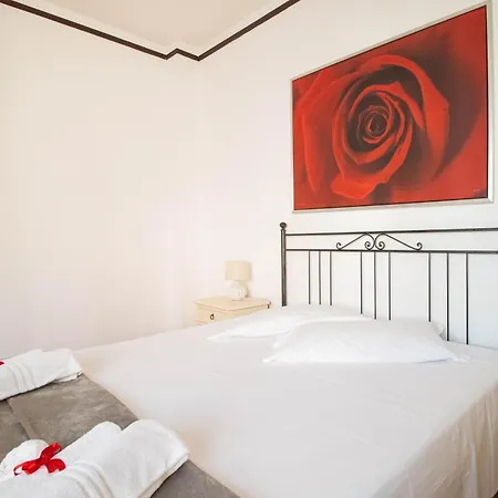 500 Mt Dal Mare - Wifi Ac Centro Citta 4 Posti Letto Lägenhet