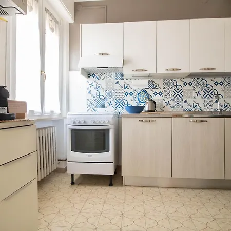 Appartamento 500 Mt Dal Mare - Wifi Ac Centro 4 Posti Letto *