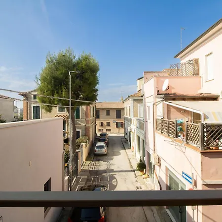 500 Mt Dal Mare - Wifi Ac Centro Citta 4 Posti Letto * Civitanova Marche